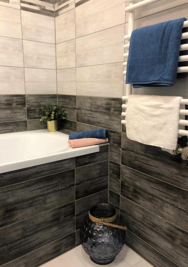Glamour Apartman Tapolca Exteriör bild
